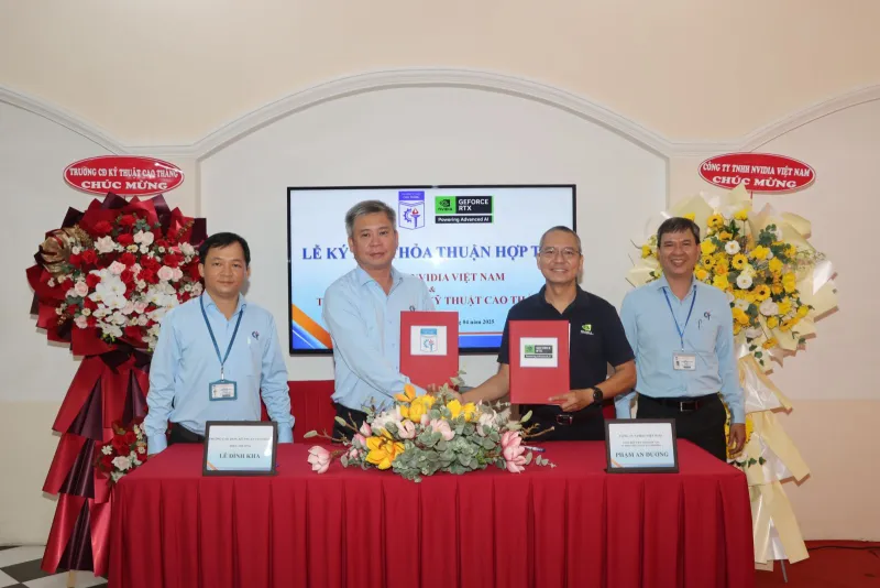 Hoạt động kết nối doanh nghiệp của Khoa CNTT